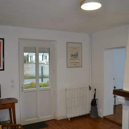 בית נופש Maison Chaleureuse A 5 Minutes A Pied Du Centre A *