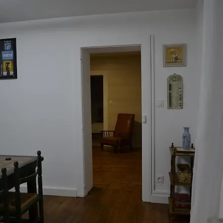 Maison Chaleureuse A 5 Minutes A Pied Du Centre A בית נופש *
