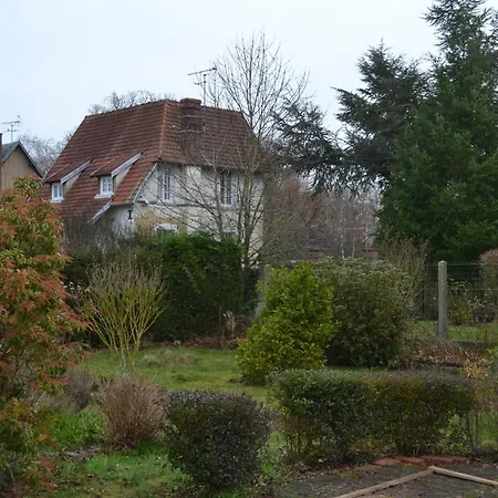 בית נופש Maison Chaleureuse A 5 Minutes A Pied Du Centre A *